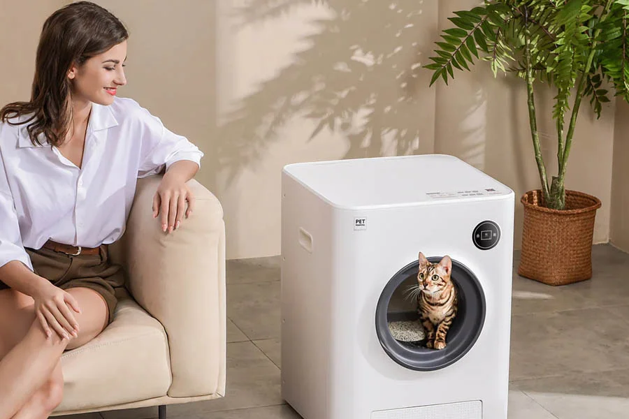 self cleaning litter box for cats